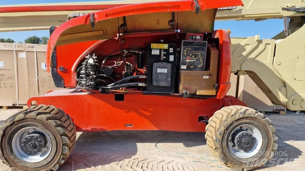 JLG 800AJ Коленчатые подъемники