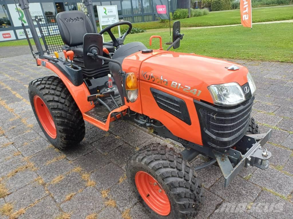 Kubota B1-241 Коммунальные тракторы