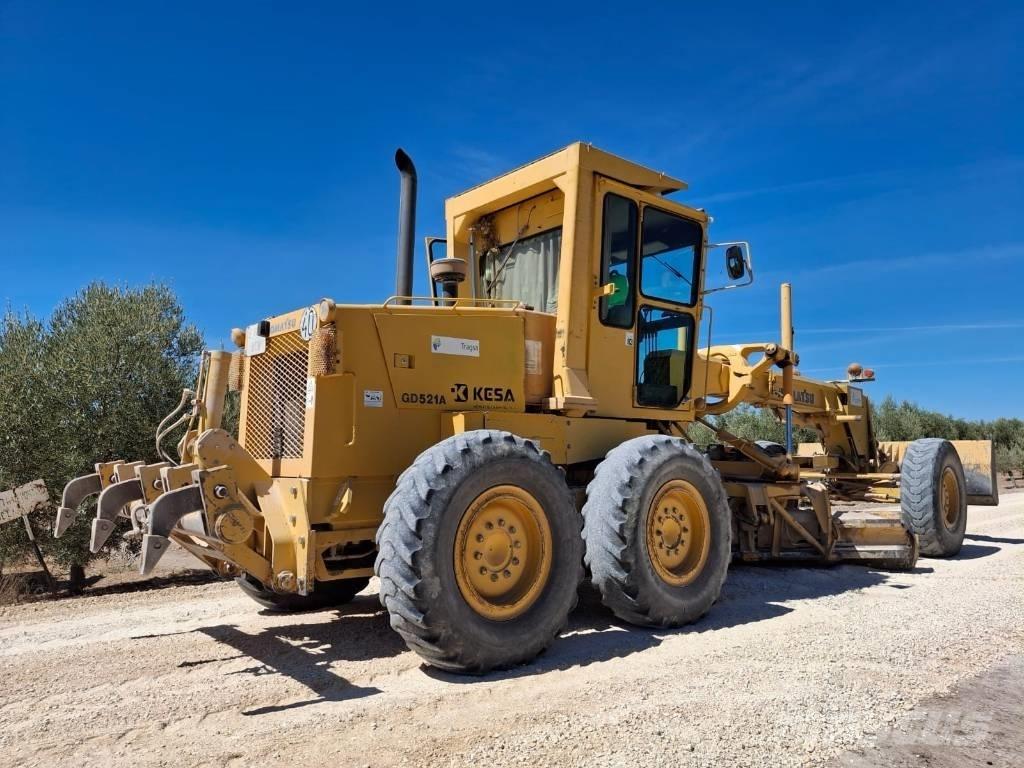 Komatsu GD 521 A-1E Строительная техника - Другие