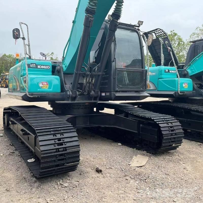 Kobelco SK 200 Гусеничные экскаваторы