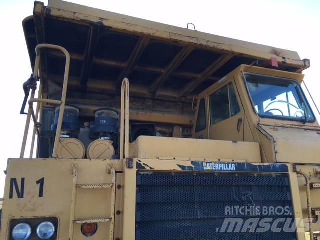 CAT 773B Карьерные самосвалы