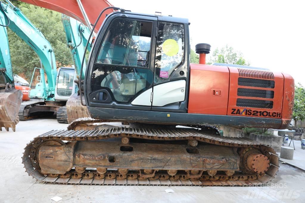 Hitachi ZX 210 LC-6 Гусеничные экскаваторы