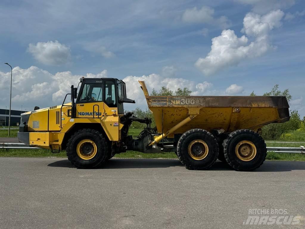 Komatsu HM300-2 Шарнирно-сочленённые самосвалы