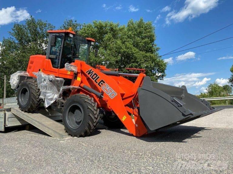 Mole 250 Трактора с фронтальным погрузчиком
