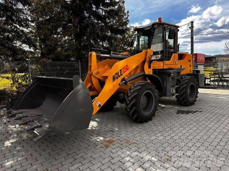 Mole 250 Трактора с фронтальным погрузчиком