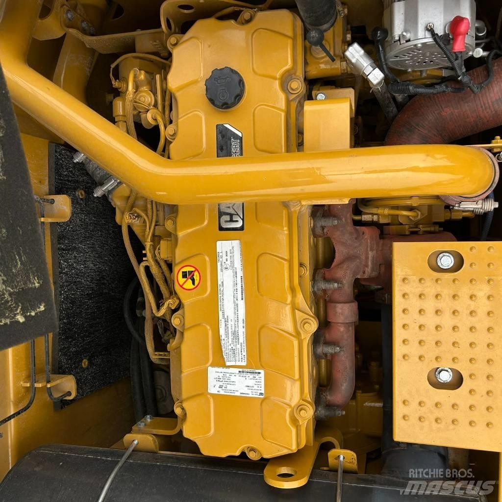 CAT 340D2L Гусеничные экскаваторы