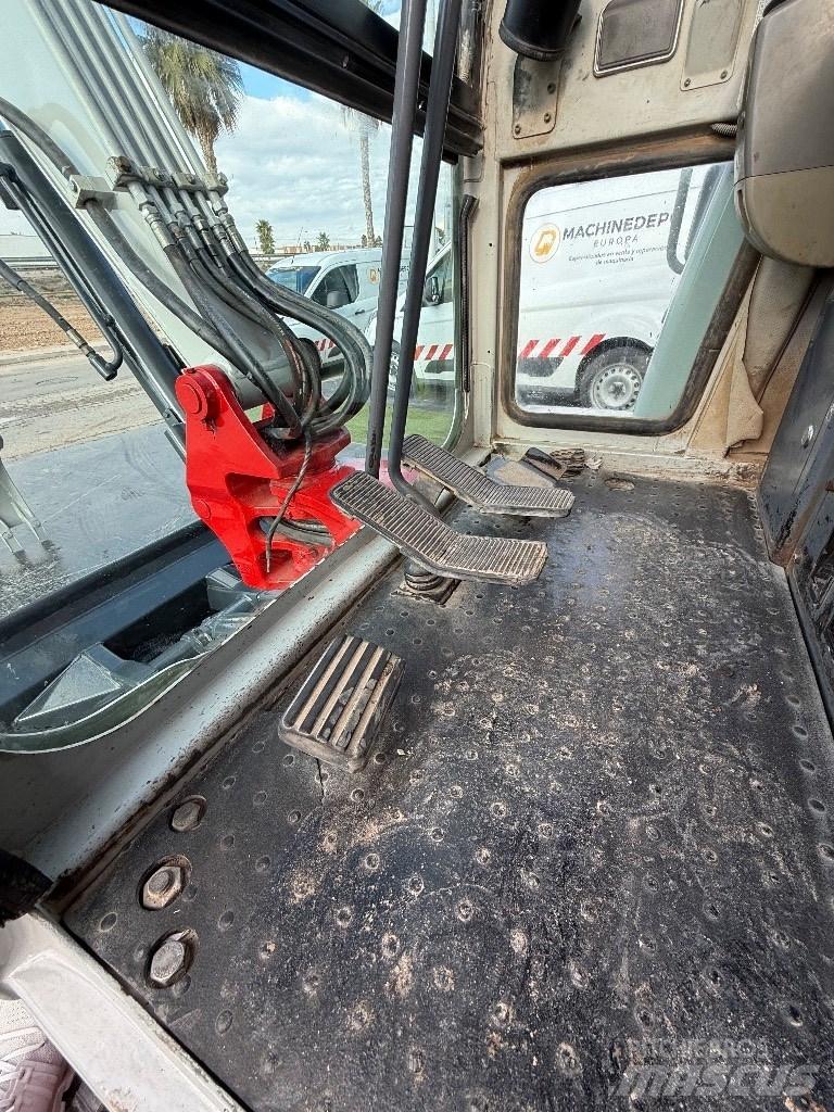 Takeuchi TB 135 Мини-экскаваторы