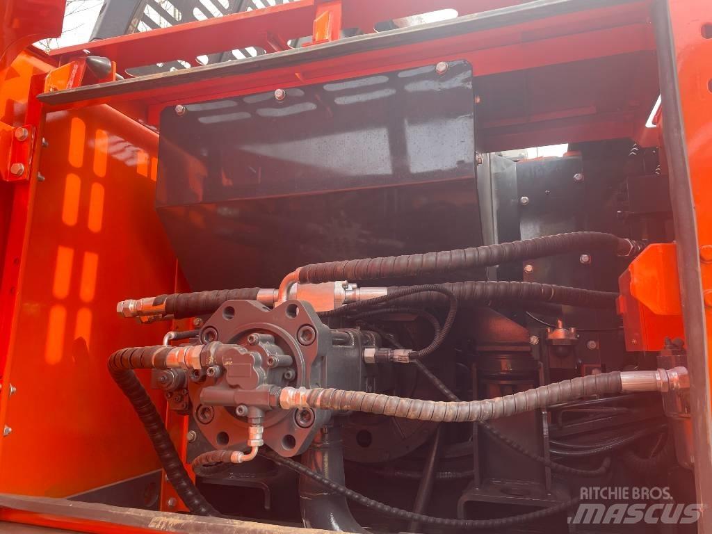 Doosan DX 225LC-9C Гусеничные экскаваторы