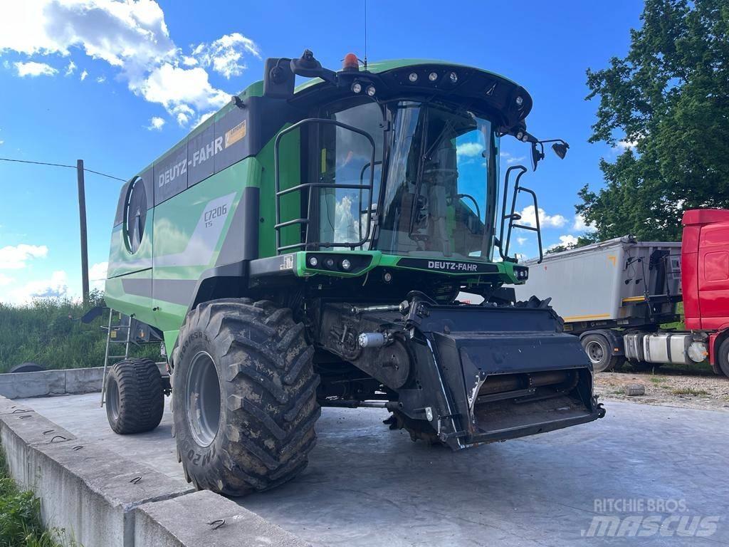 Deutz-Fahr C 7206 TS Зерноуборочные комбайны