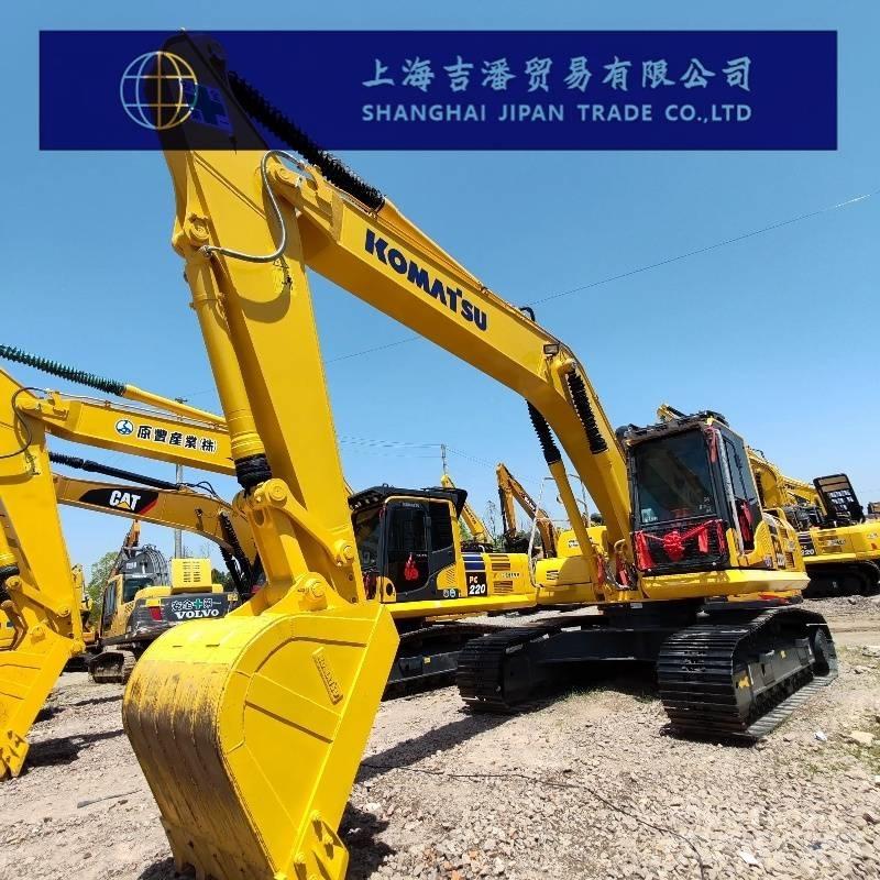 Komatsu PC 220 Гусеничные экскаваторы