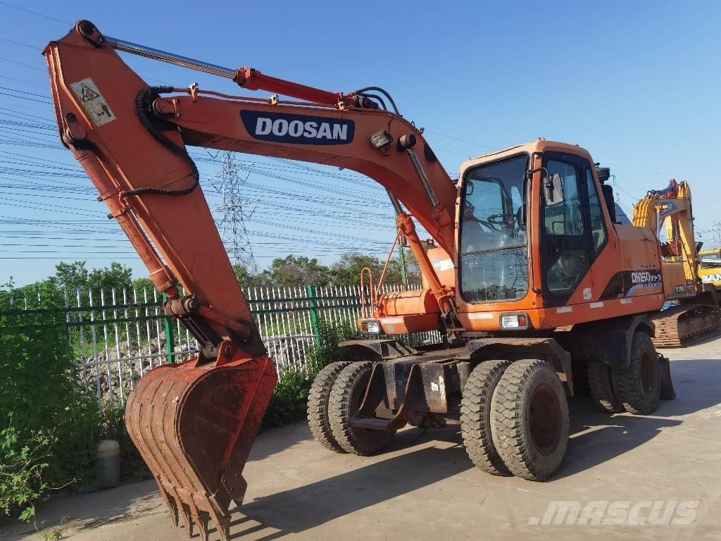 Doosan DH150W-7 Колёсные экскаваторы