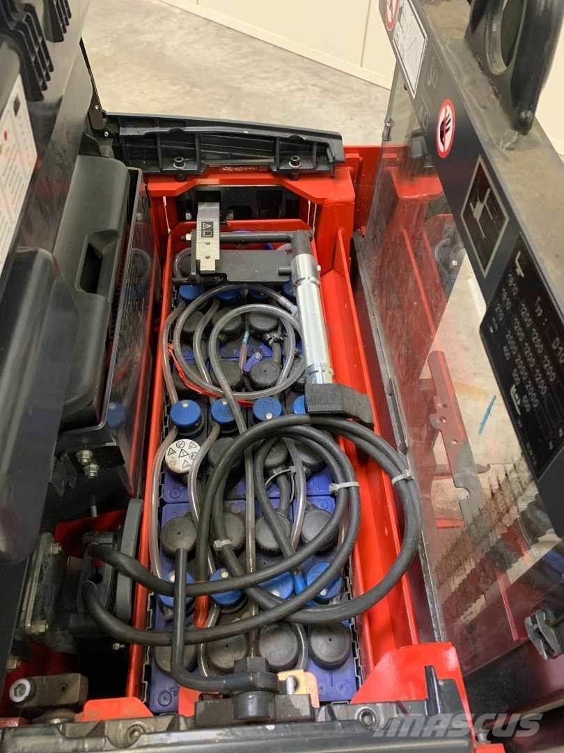 Linde D10 Самоходные электроштабелёры
