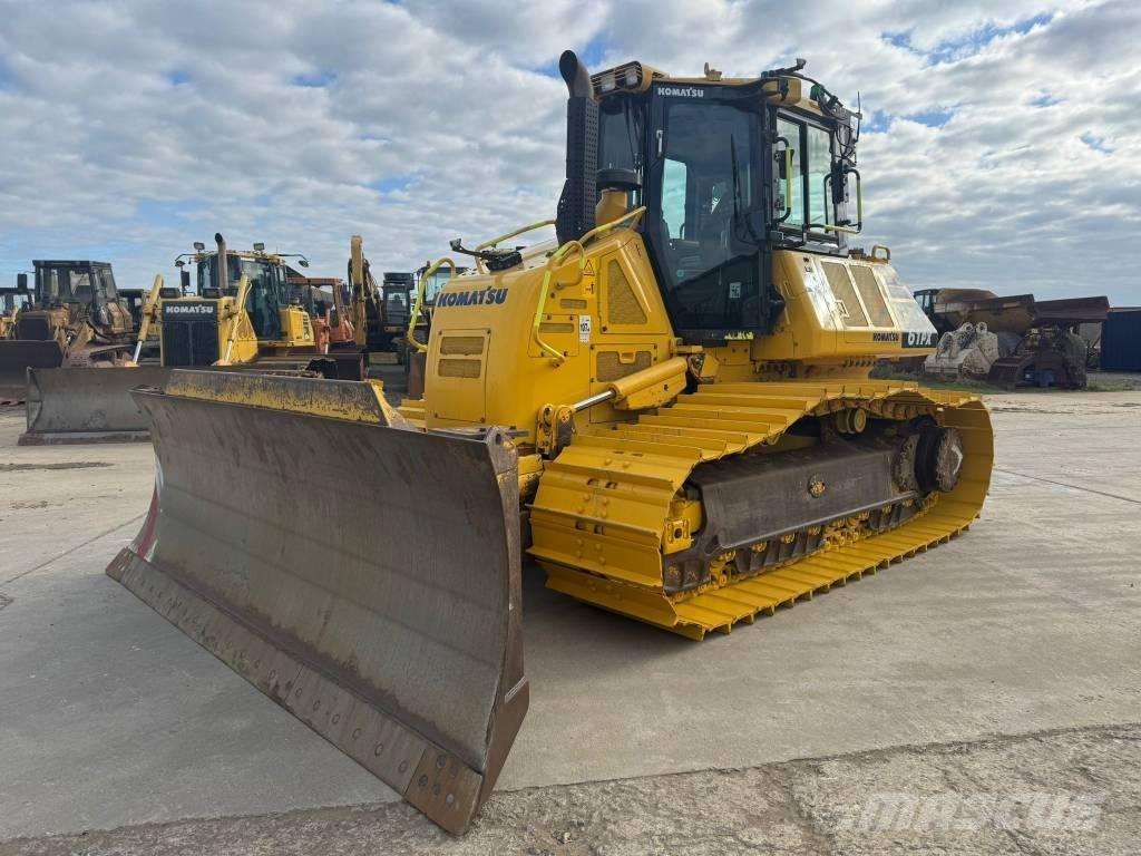 Komatsu D61PX-24 Гусеничные бульдозеры