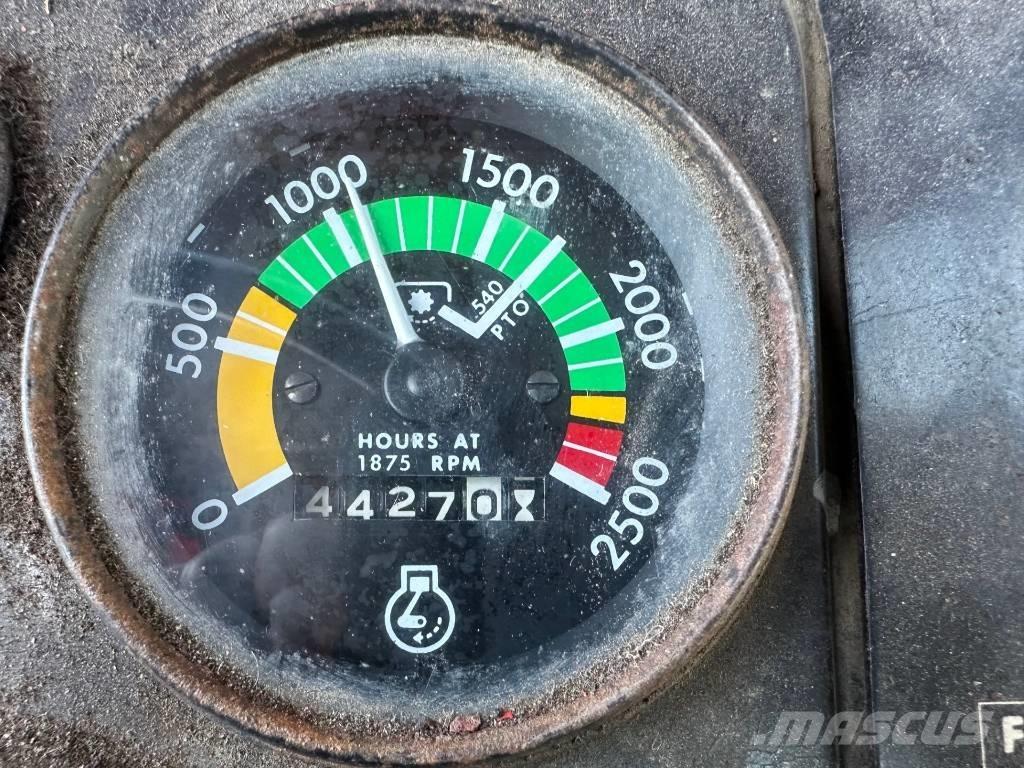 Massey Ferguson 265 Трактора
