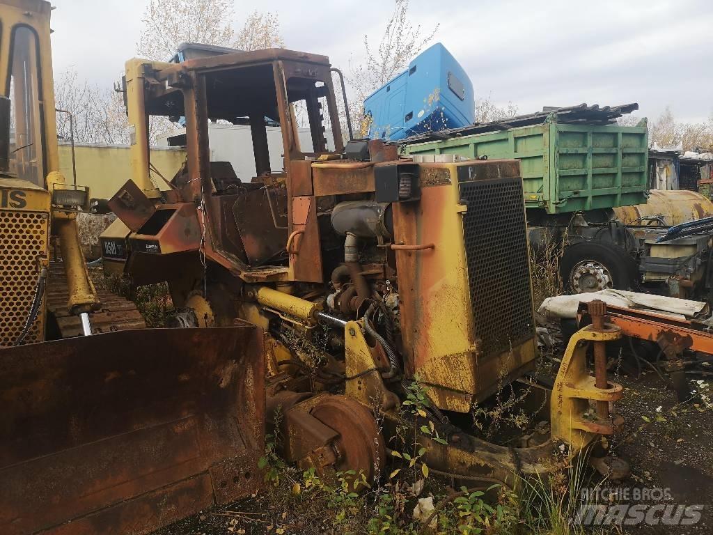 CAT D 5 M XL Гусеничные бульдозеры