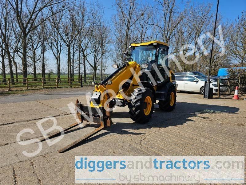 JCB TM 220 Фронтальные погрузчики