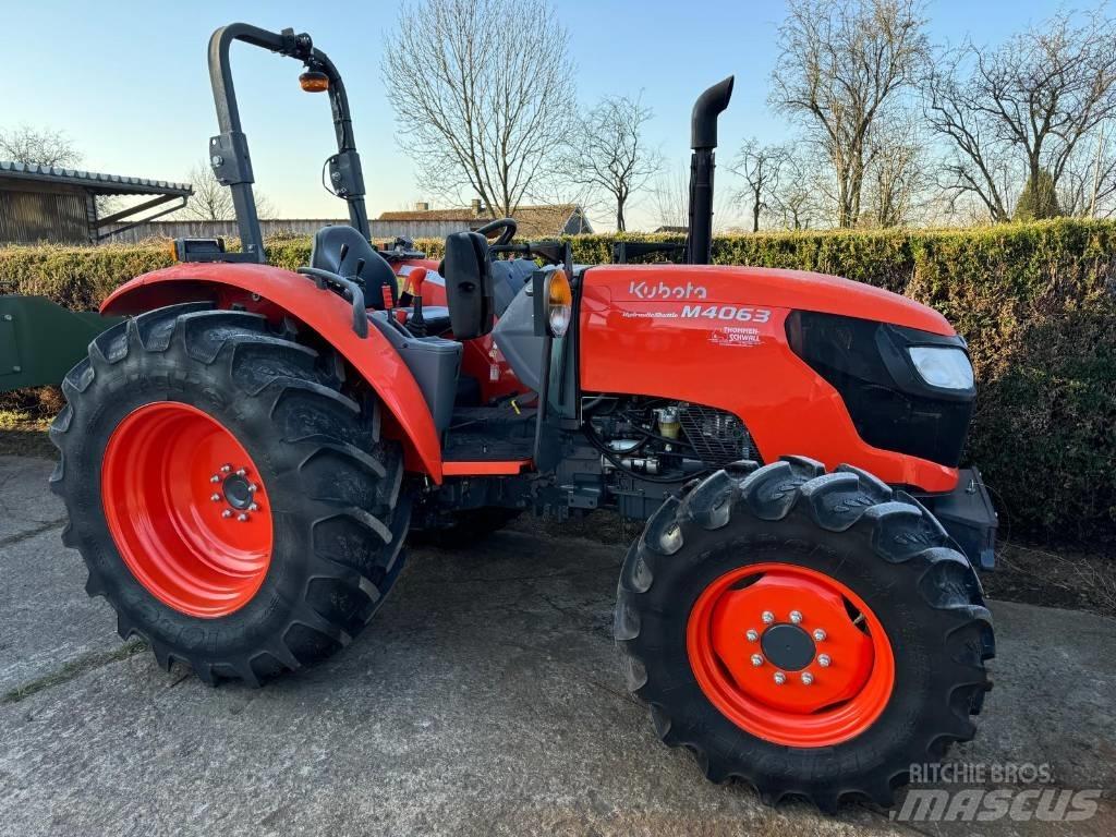 Kubota M 4-063 Трактора