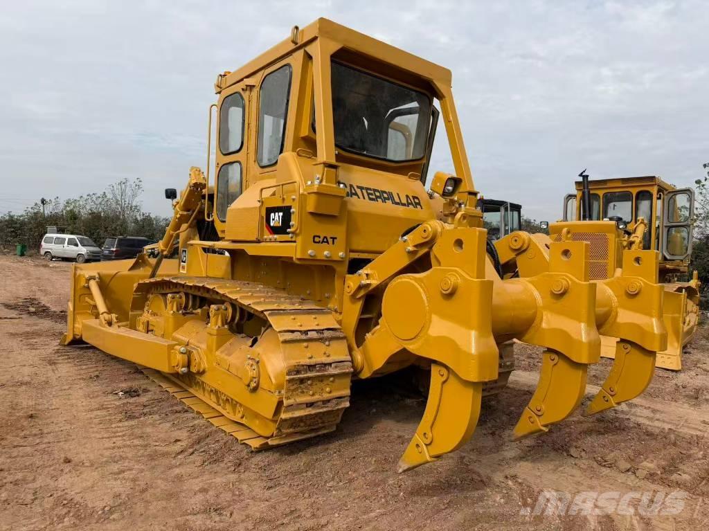 CAT D7G Гусеничные бульдозеры