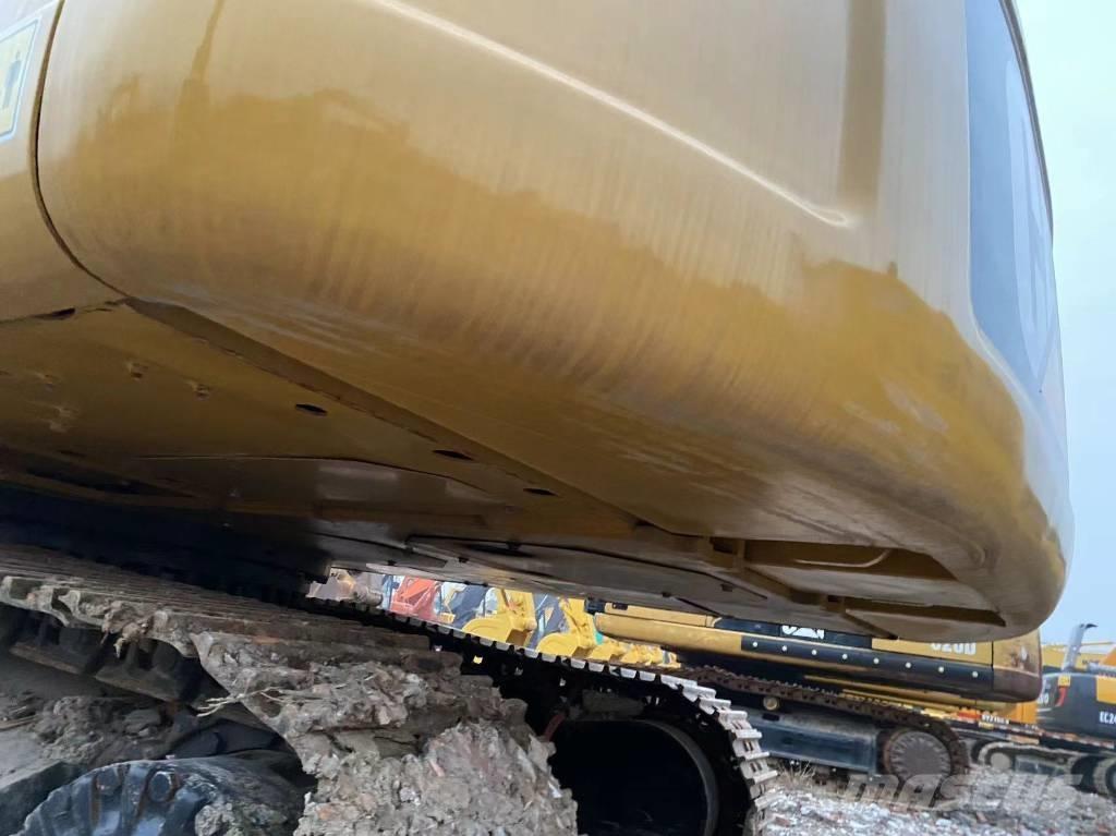 CAT 320 Гусеничные экскаваторы