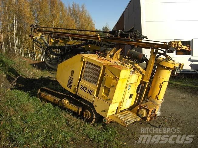 Atlas Copco ROC 242 Буровые вышки