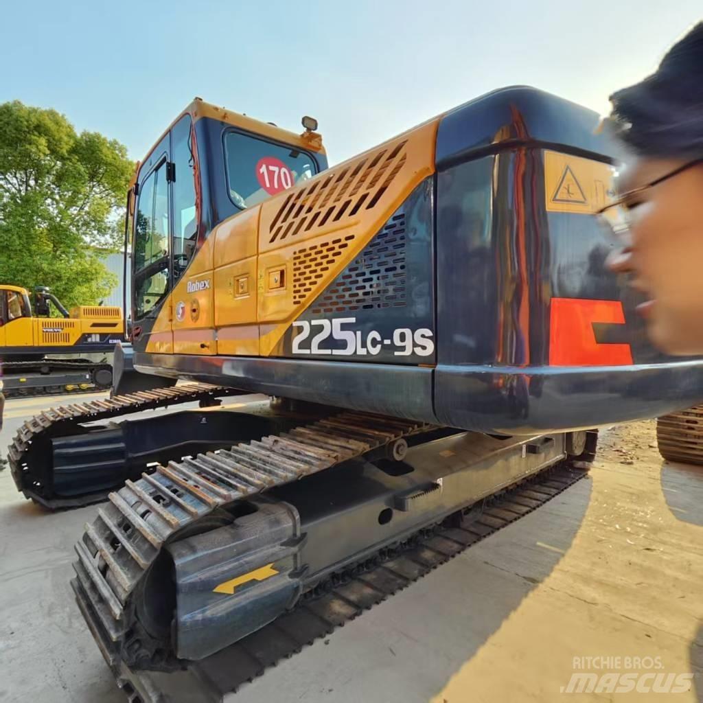 Hyundai 225lc-9t Гусеничные экскаваторы