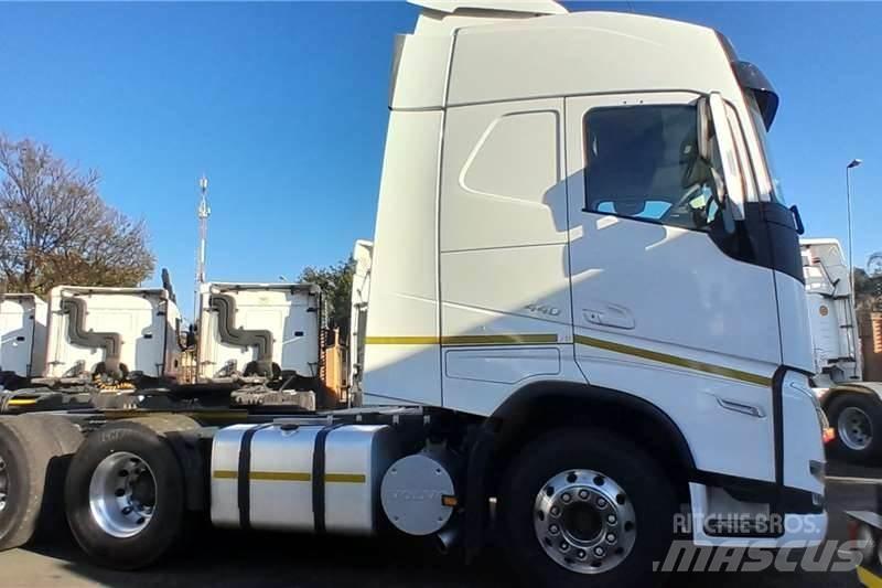 Volvo FH 440 Специальные грузовики
