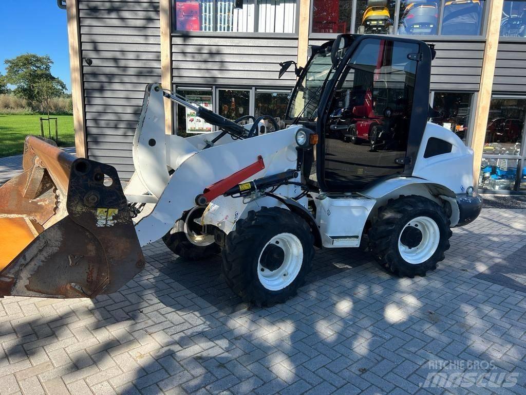 Yanmar 1201 Фронтальные погрузчики