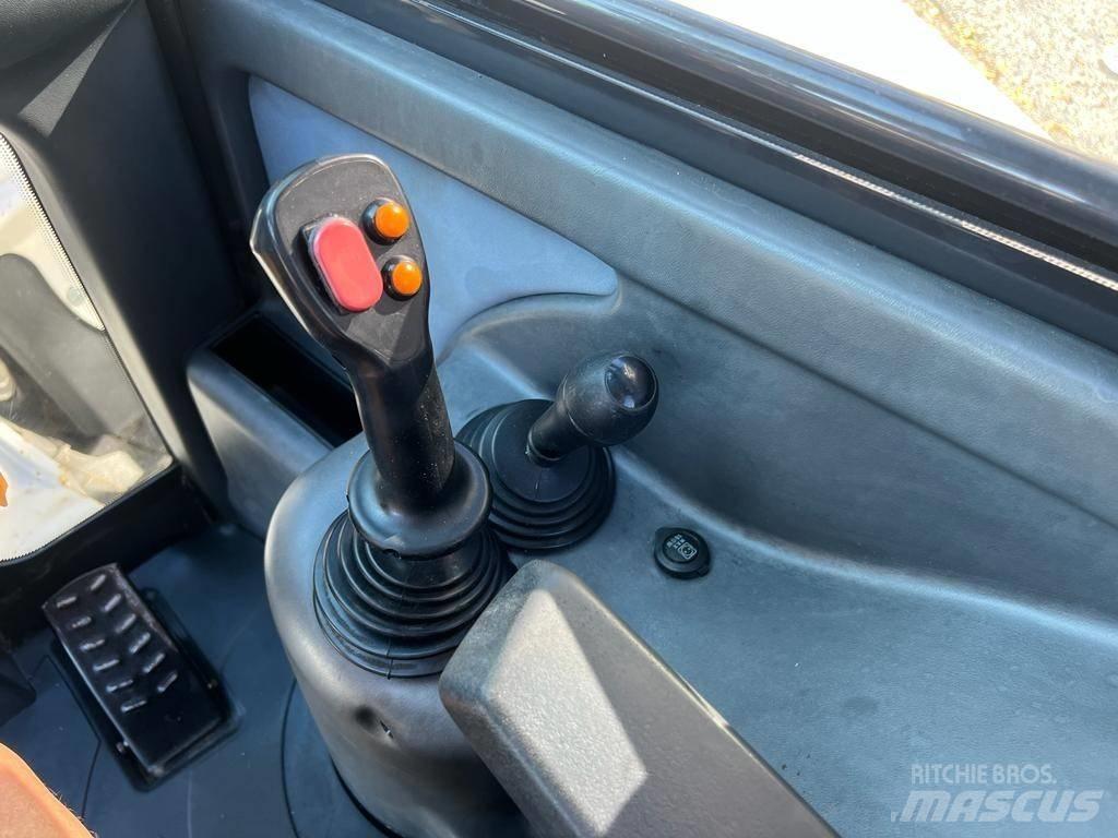 Yanmar 1201 Фронтальные погрузчики