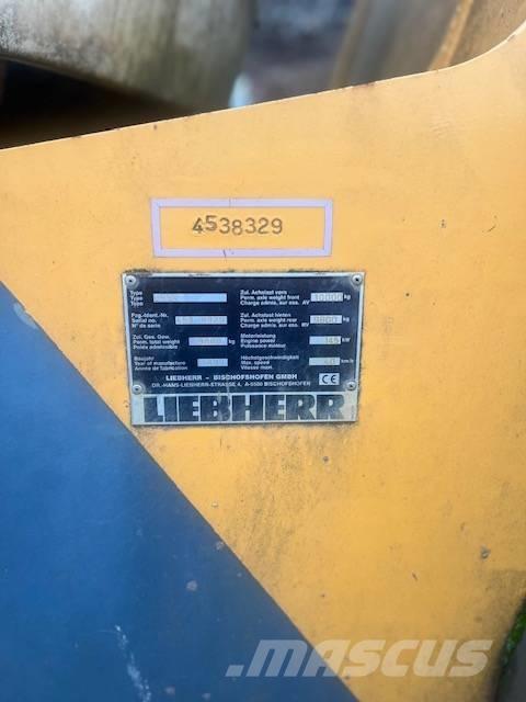 Liebherr 554 Фронтальные погрузчики