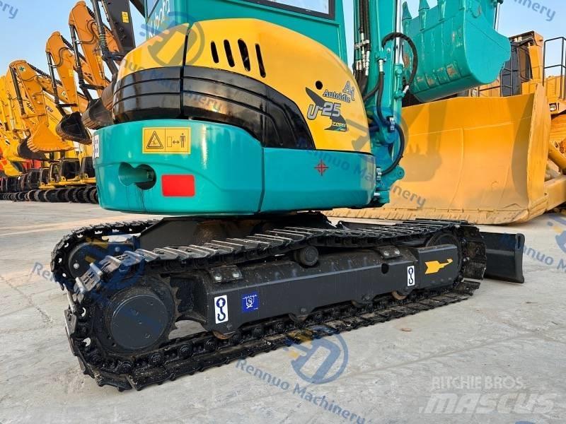 Kubota U 25 Мини-экскаваторы