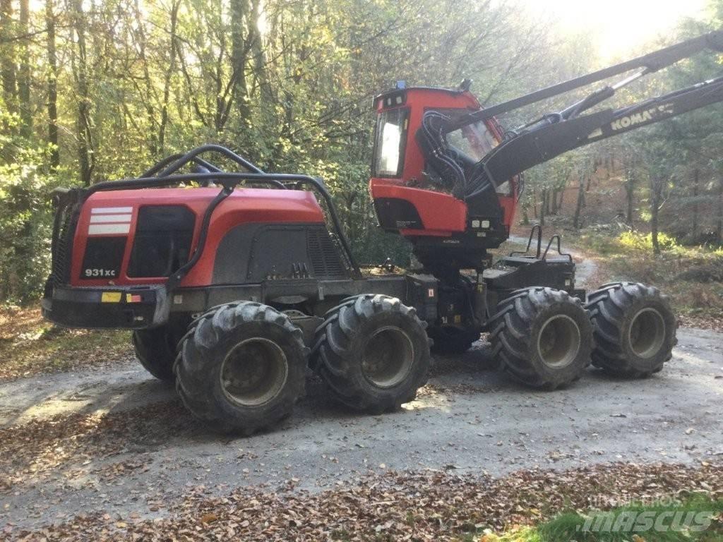 Komatsu 931 XC Харвестеры