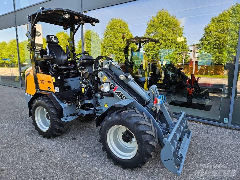GiANT v452t hd x-tra Малые погрузчики