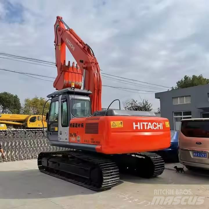 Hitachi ZX200 Гусеничные экскаваторы