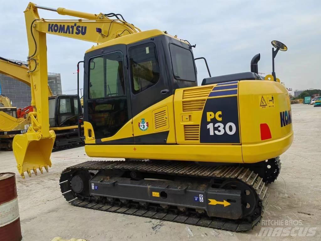 Komatsu PC 130-7K Малые экскаваторы 7т-12т