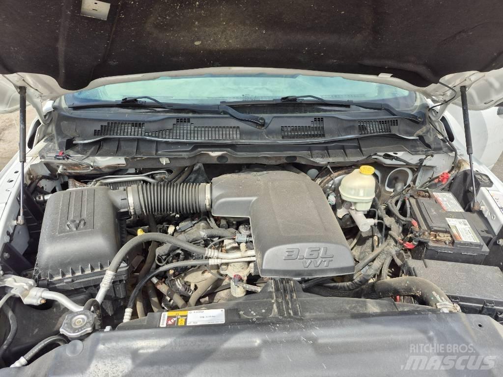 RAM 1500 TRADESMAN Прочие фургоны