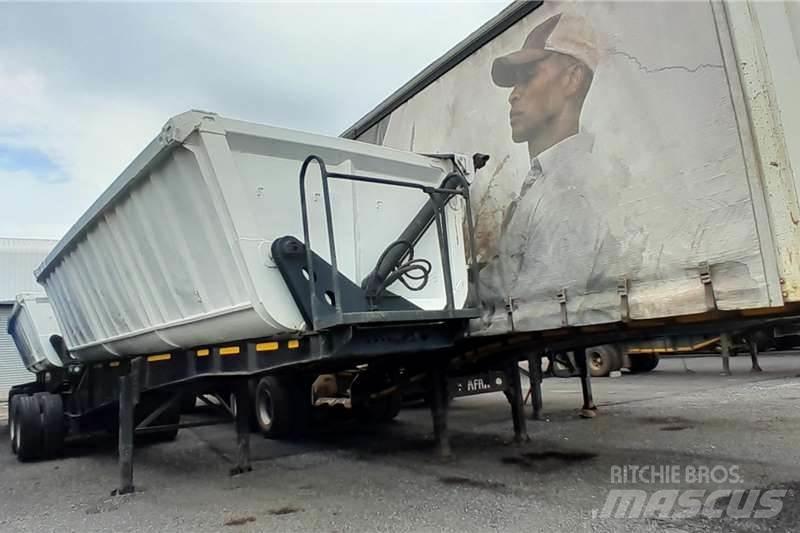 Afrit SIDE TIPPER Прочие прицепы