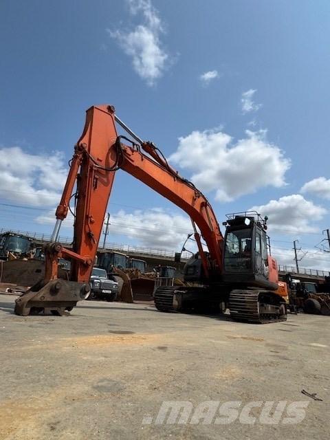 Hitachi ZX 225 Гусеничные экскаваторы