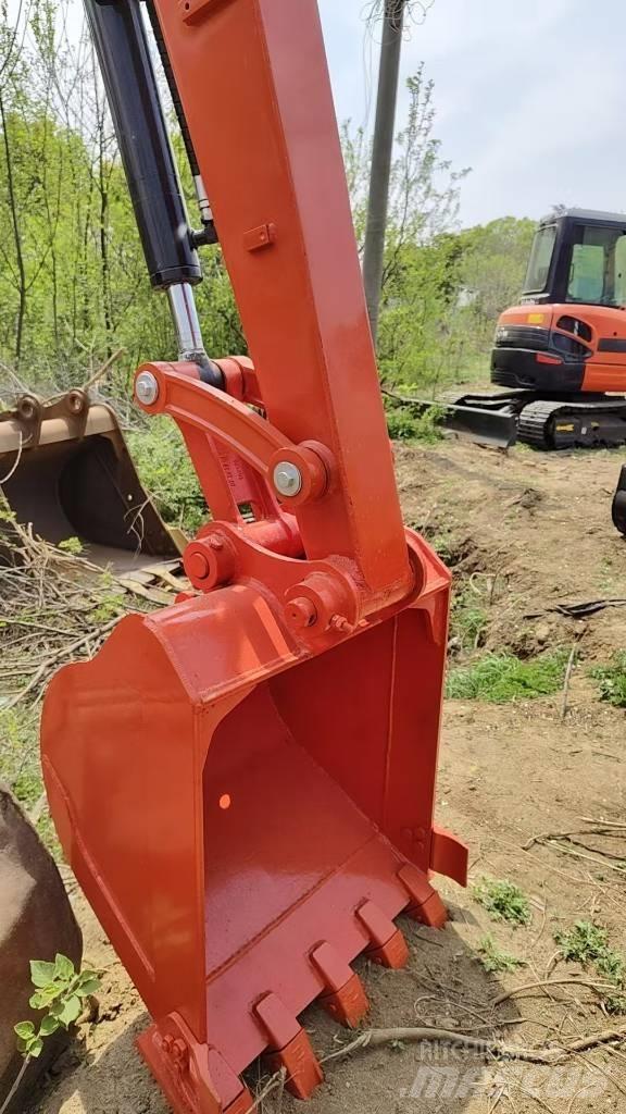 Kubota KX 155 Гусеничные экскаваторы