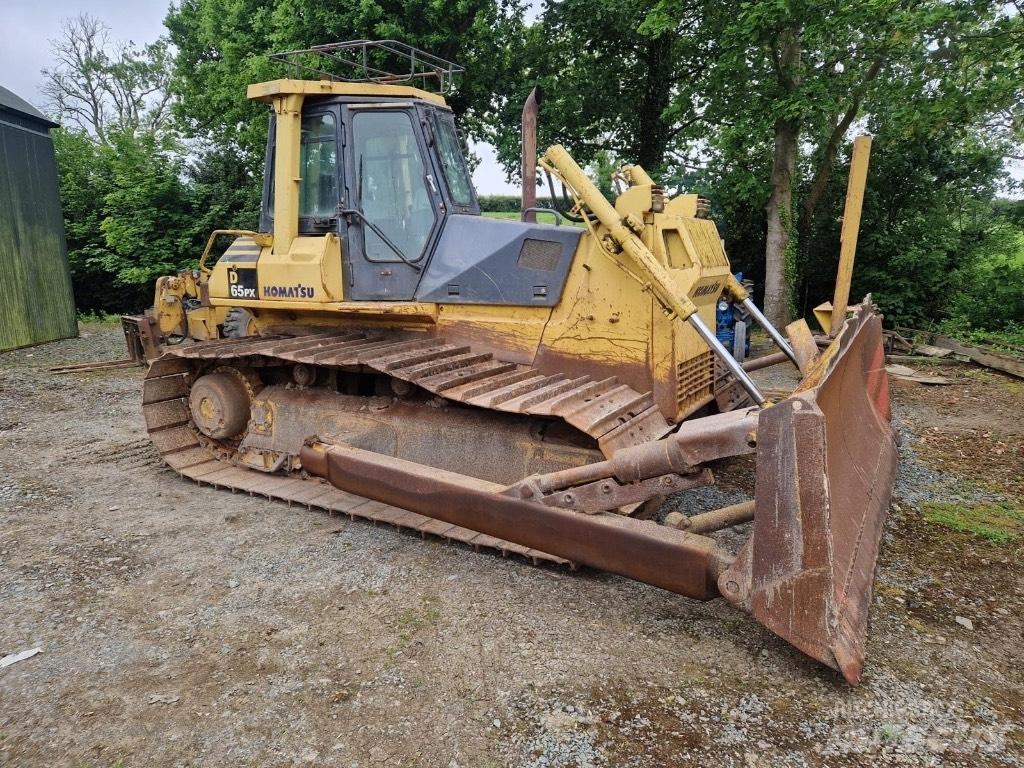 Komatsu Px65 Гусеничные бульдозеры