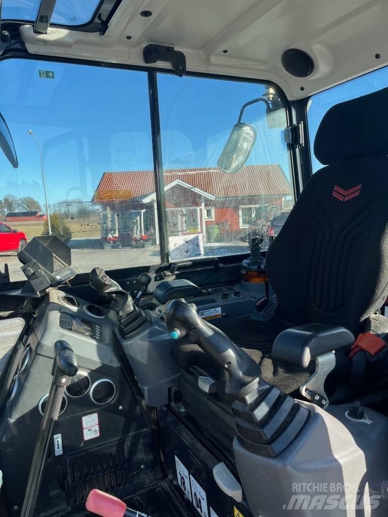Yanmar SV 60-6B Мини-экскаваторы