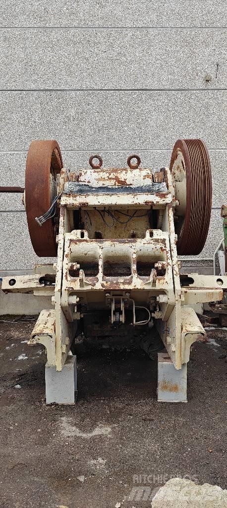 Metso C 100 Дробилки