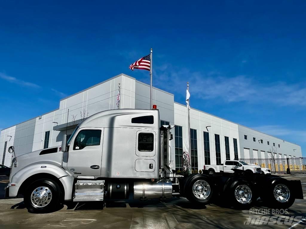 Kenworth T 880 Седельные тягачи
