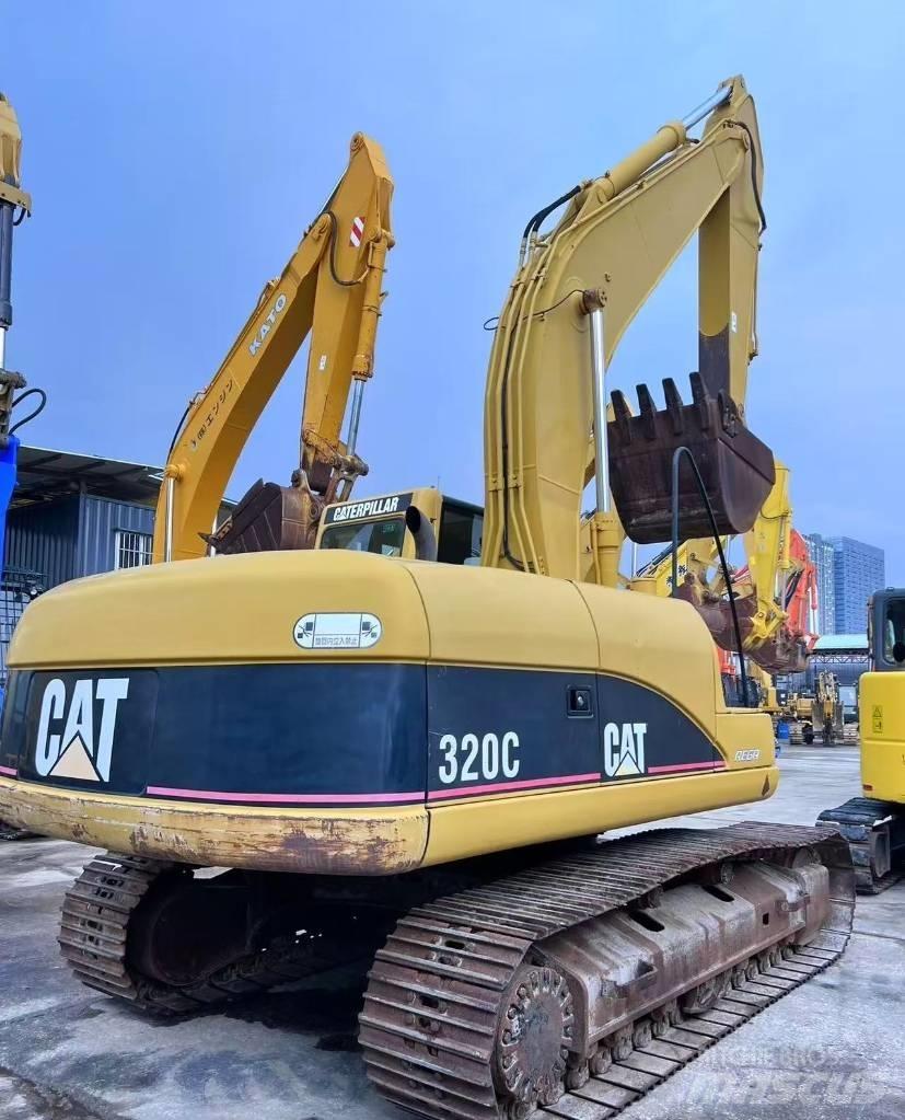 CAT 320 C Гусеничные экскаваторы