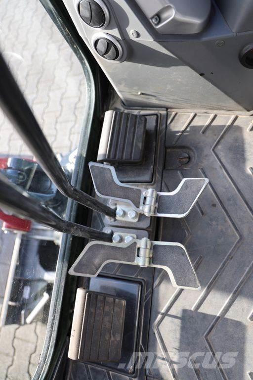 Yanmar SV17VT Мини-экскаваторы