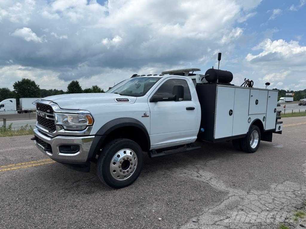 RAM 5500 TRADESMAN Комбинированные дорожные машины