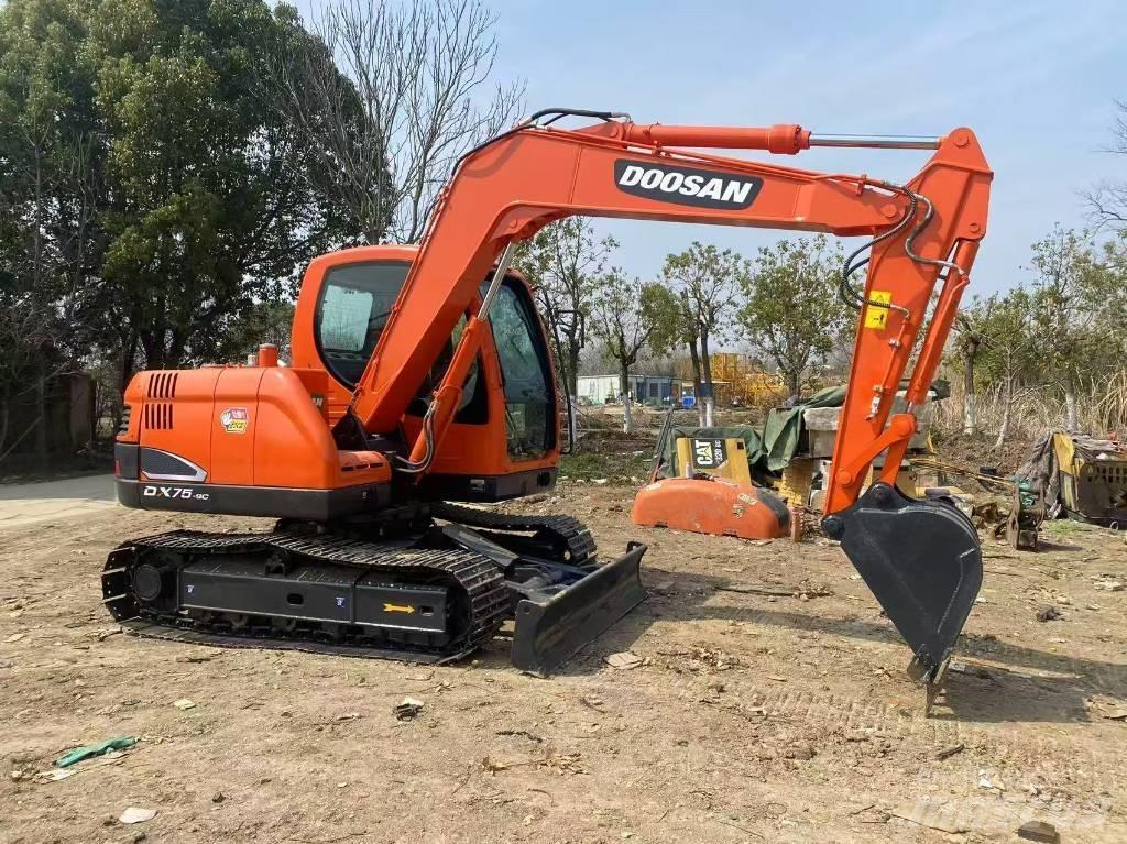 Doosan DX 75-9 C Малые экскаваторы 7т-12т