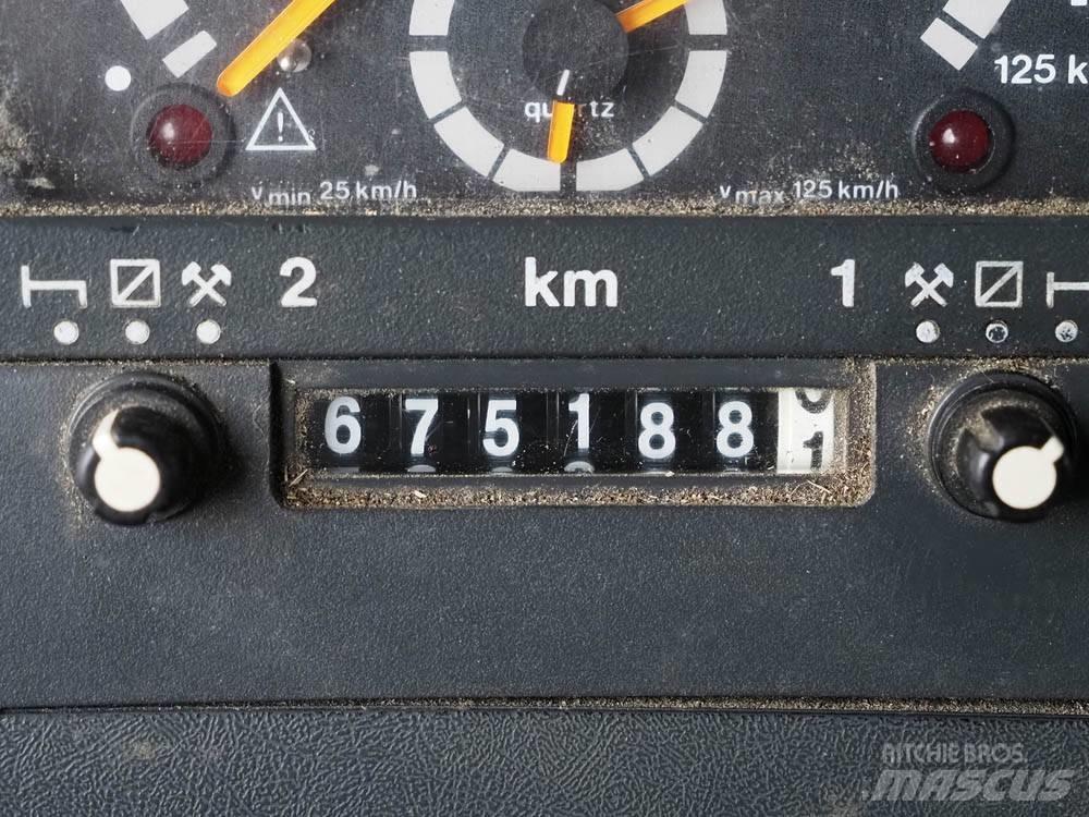 Scania 94 D 260 Грузовики-Фургоны