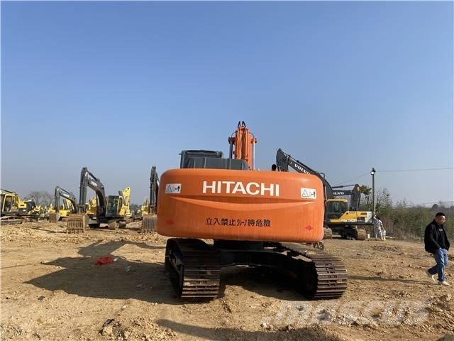 Hitachi ZX210 Гусеничные экскаваторы