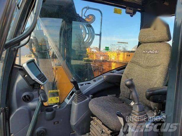 Hyundai HX130 Гусеничные экскаваторы