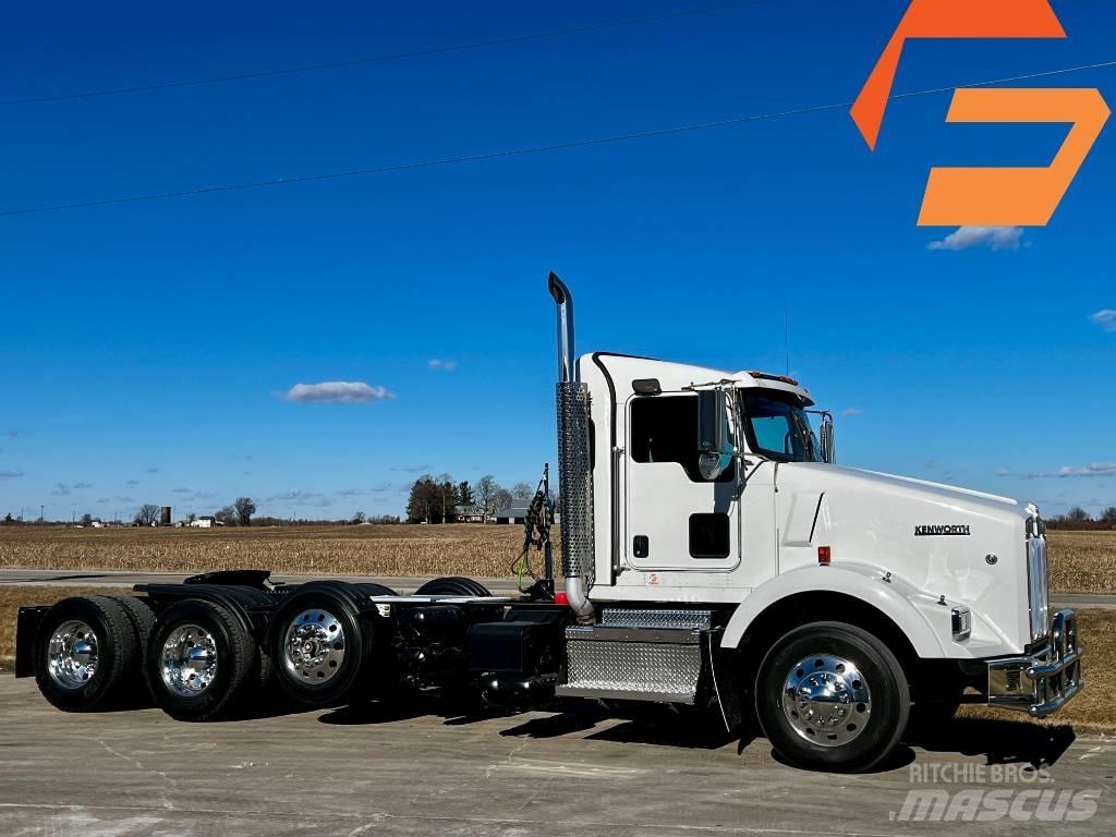 Kenworth T 800 Седельные тягачи